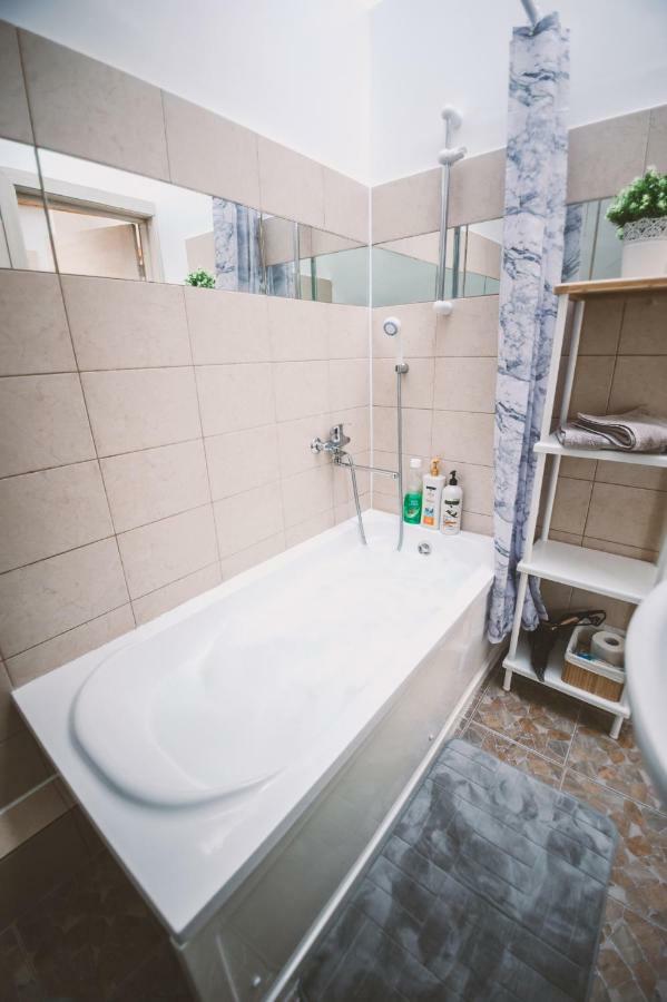 Apartamentai Niden - Su Terasa Ir Vaizdu I Marias Nidos Centre Exteriér fotografie